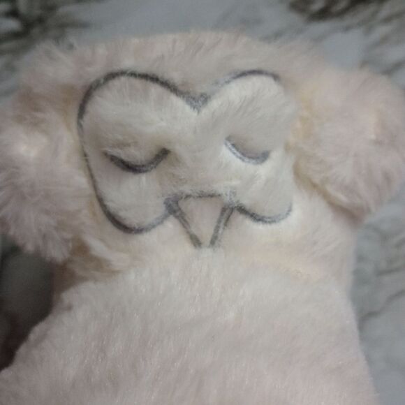 Mixit Cream Color Slipper Boots with Embroidered Owl Detail Size Medium 1-2 - Picture 3 of 13